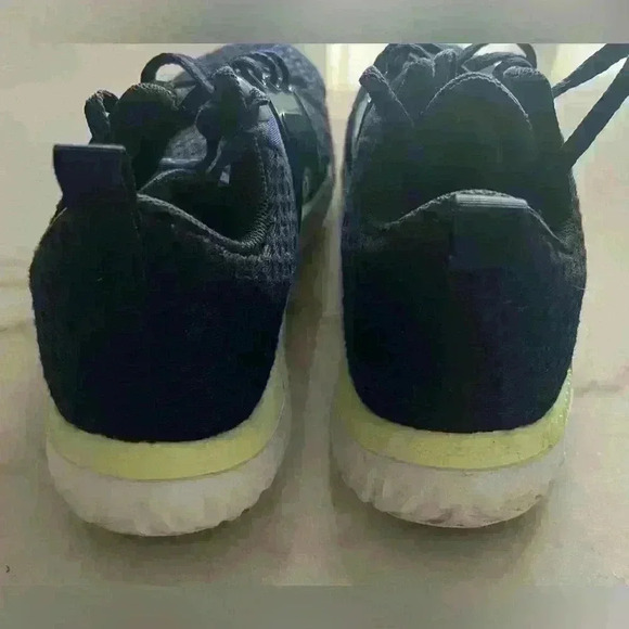 Nike Renew In-Season Tr 10 Womens Fitness Workout Athletic Shoes women’s size 8. - Picture 5 of 9